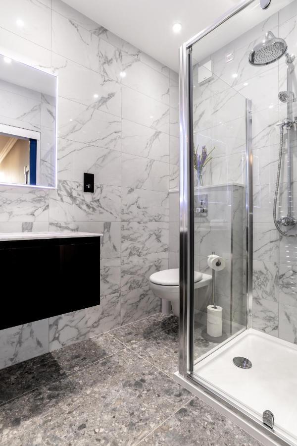 Pamper Yourself In Our Double Sized Copper Tub -2 Bedroom Villa Інвернесс Екстер'єр фото